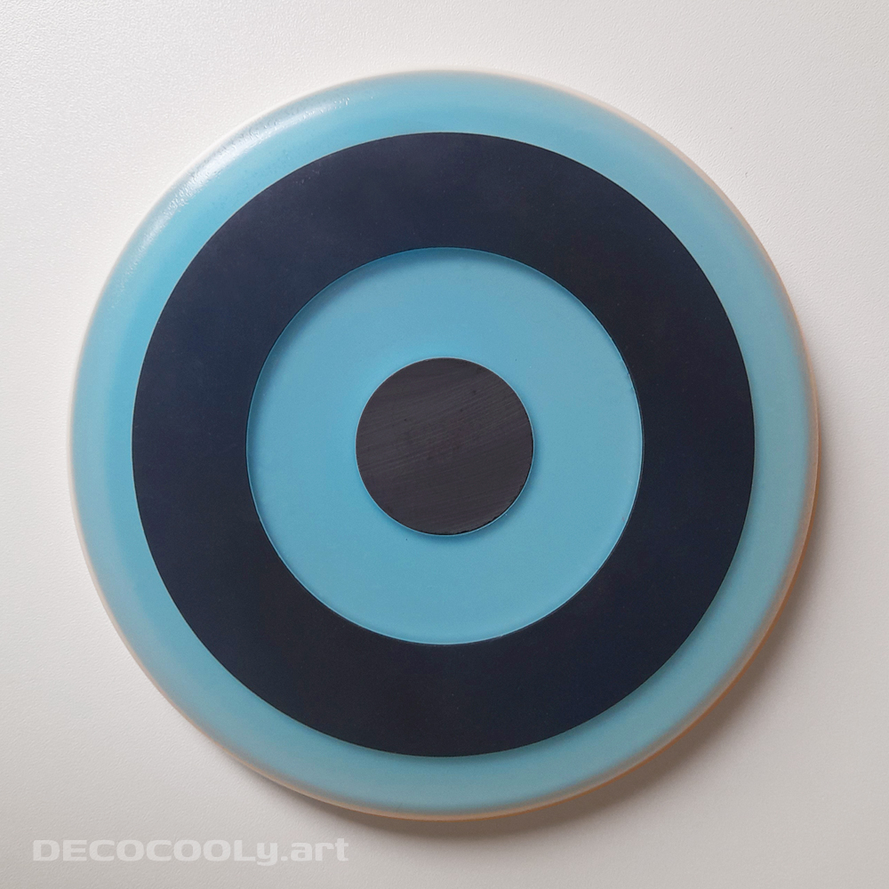 Target layered-ring decorative object